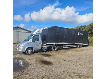 Tractor unit IVECO Daily