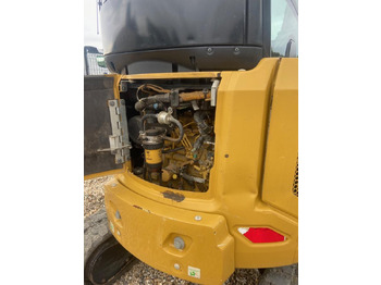 Mini excavator Caterpillar 302.7 CR: picture 5
