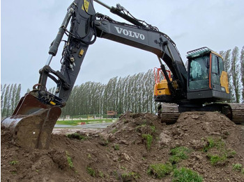 Crawler excavator VOLVO ECR235EL