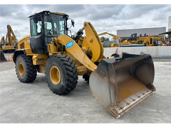 Wheel loader CATERPILLAR 930M
