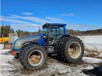 Farm tractor VALTRA T171