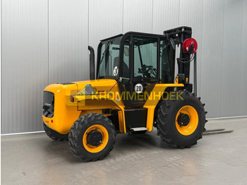 Rough terrain forklift JCB 940: picture 4
