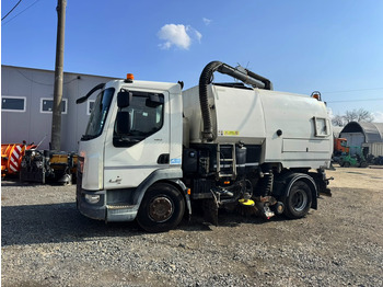 Road sweeper DAF LF180: picture 2