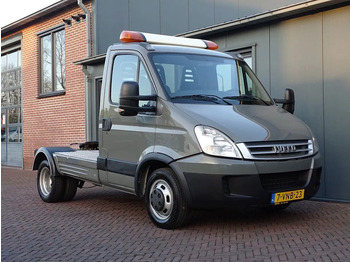 Tractor unit IVECO Daily