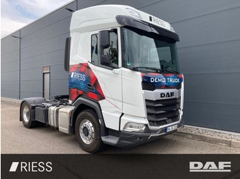 Tractor unit DAF XF 530