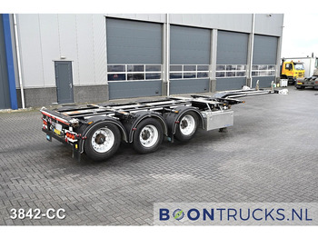 Container transporter/ Swap body semi-trailer D-TEC