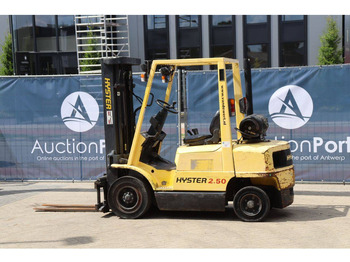 LPG forklift Hyster H2.50XM: picture 3