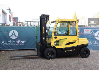 Electric forklift HYSTER