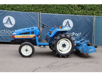 Farm tractor ISEKI
