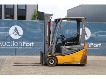 Electric forklift JUNGHEINRICH EFG