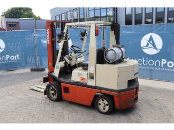 LPG forklift Nissan KCUGH02F350: picture 4 LPG forklift Nissan KCUGH02F350: picture 4