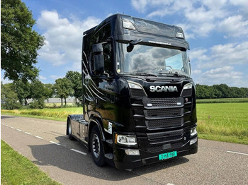 Cab chassis truck SCANIA S 520