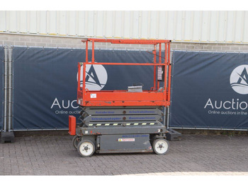 Scissor lift SKYJACK