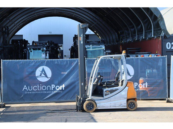 Electric forklift STILL RX20