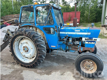 Farm tractor FORD 4000: picture 4