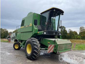 Combine harvester JOHN DEERE