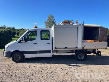 Truck MERCEDES-BENZ