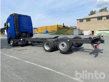 Cab chassis truck Volvo FH 460 FG 6x2 (2023): picture 3
