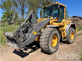 Wheel loader VOLVO L90F