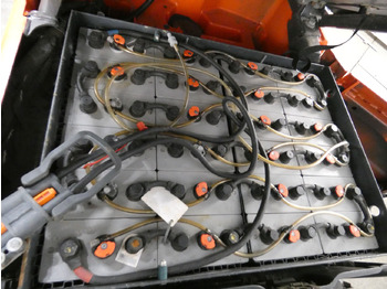 Electric forklift Linde E16: picture 4