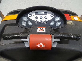 Tow tractor Still CX-T: picture 3