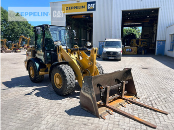 Wheel loader CATERPILLAR 906M