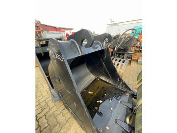 Excavator bucket CATERPILLAR