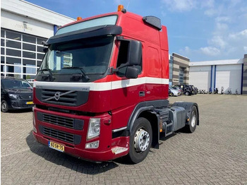 Tractor unit VOLVO FM 410