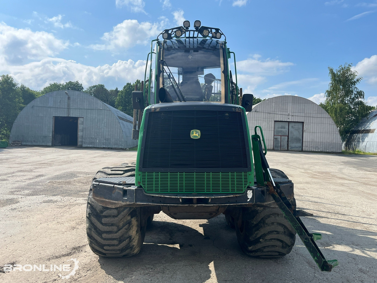 2010 John Deere 1110E Forwarder 8x8 - Forwarder: picture 3 2010 John Deere 1110E Forwarder 8x8 - Forwarder: picture 3
