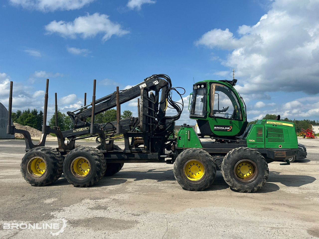 2010 John Deere 1110E Forwarder 8x8 - Forwarder: picture 2 2010 John Deere 1110E Forwarder 8x8 - Forwarder: picture 2
