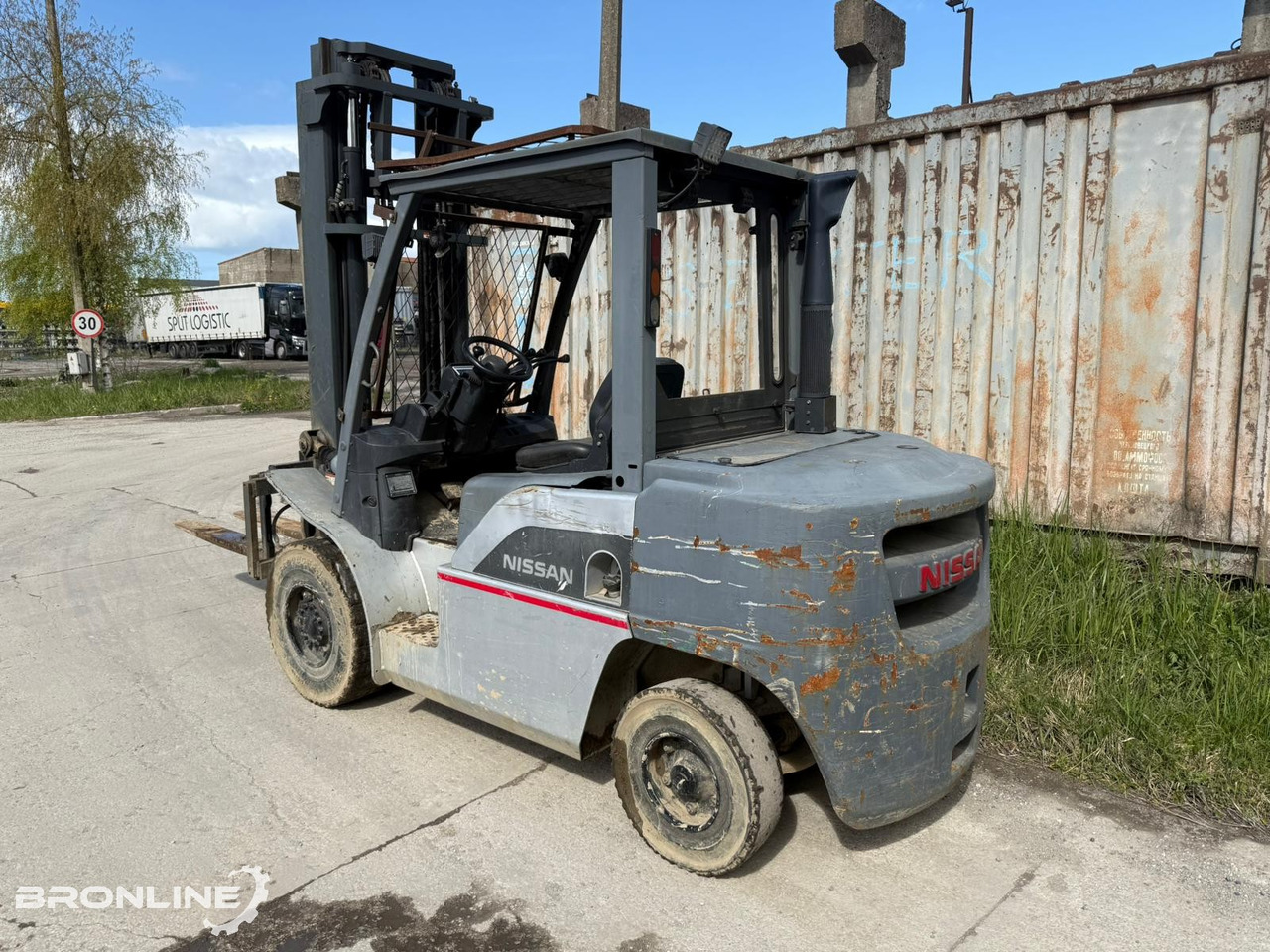 2011 Nissan GX45 61kW 4,5t - Diesel forklift: picture 3 2011 Nissan GX45 61kW 4,5t - Diesel forklift: picture 3