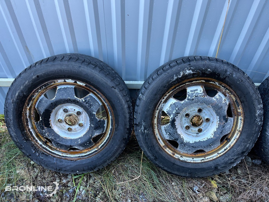 Veljekomplekt rehvidega M+S 235/55/R17 - Wheel and tire package for Van: picture 2 Veljekomplekt rehvidega M+S 235/55/R17 - Wheel and tire package for Van: picture 2