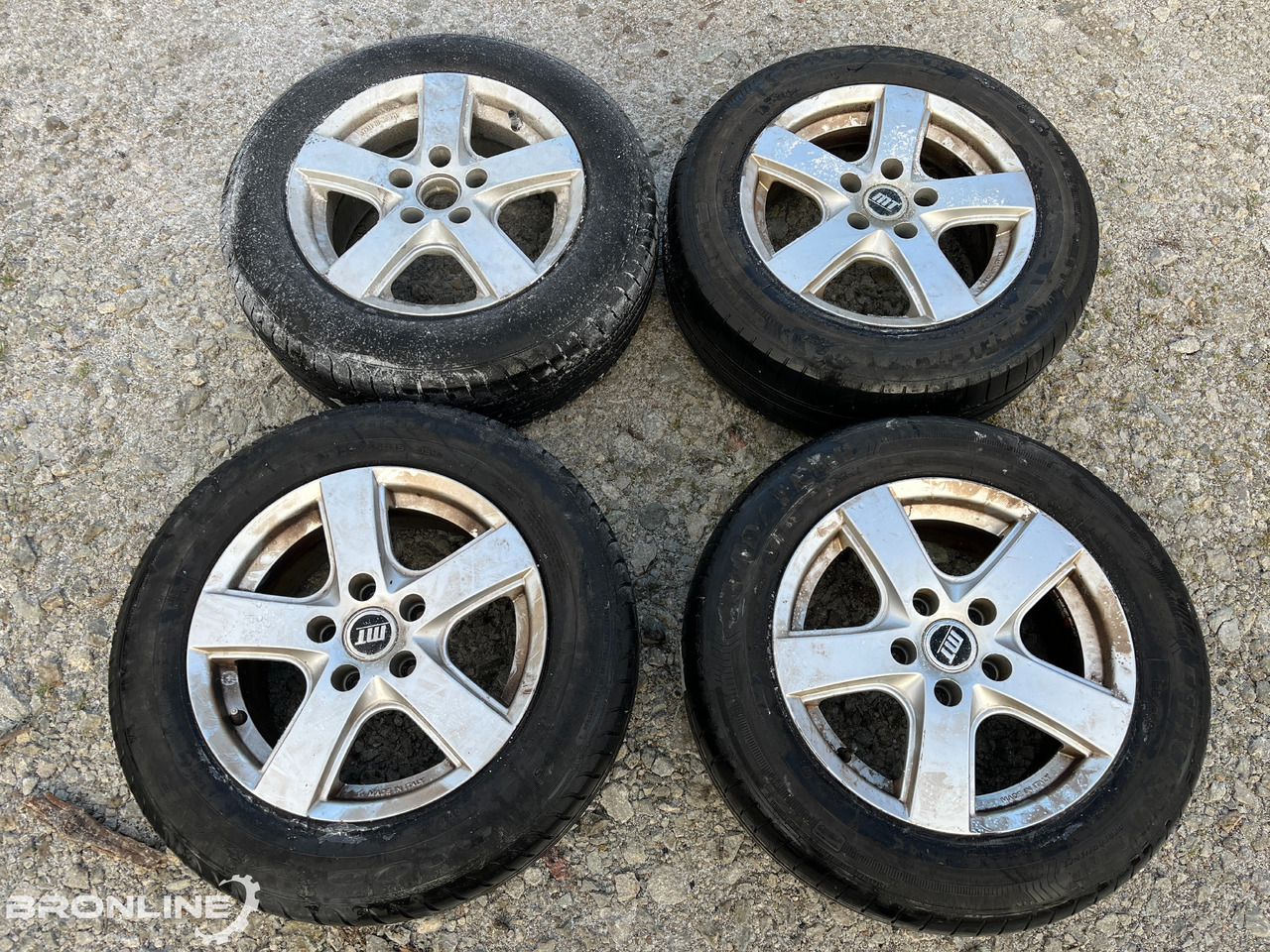 Veljekomplekt suverehvidega 195/65/R15 - Wheel and tire package for Van: picture 1 Veljekomplekt suverehvidega 195/65/R15 - Wheel and tire package for Van: picture 1