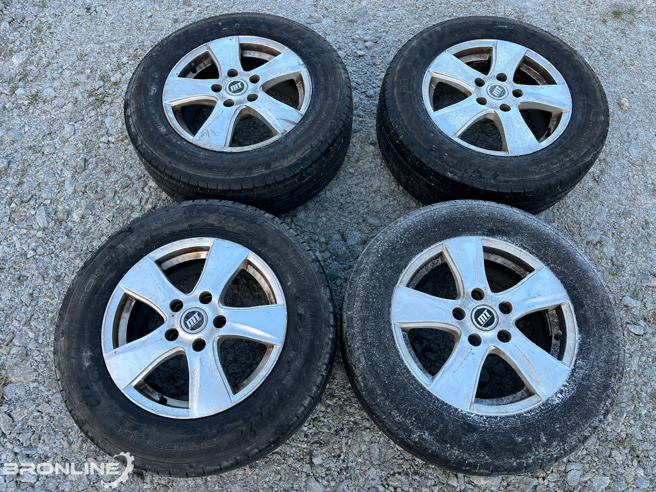 Veljekomplekt suverehvidega 215/65/R16 - Wheel and tire package for Van: picture 1 Veljekomplekt suverehvidega 215/65/R16 - Wheel and tire package for Van: picture 1
