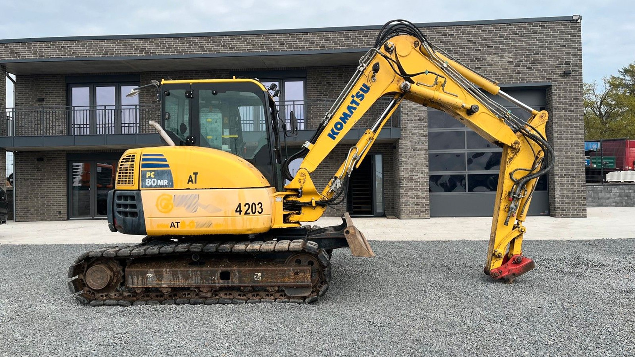 Komatsu PC80MR-3 PC80 Minibagger Verstellausleger - Mini excavator: picture 1 Komatsu PC80MR-3 PC80 Minibagger Verstellausleger - Mini excavator: picture 1