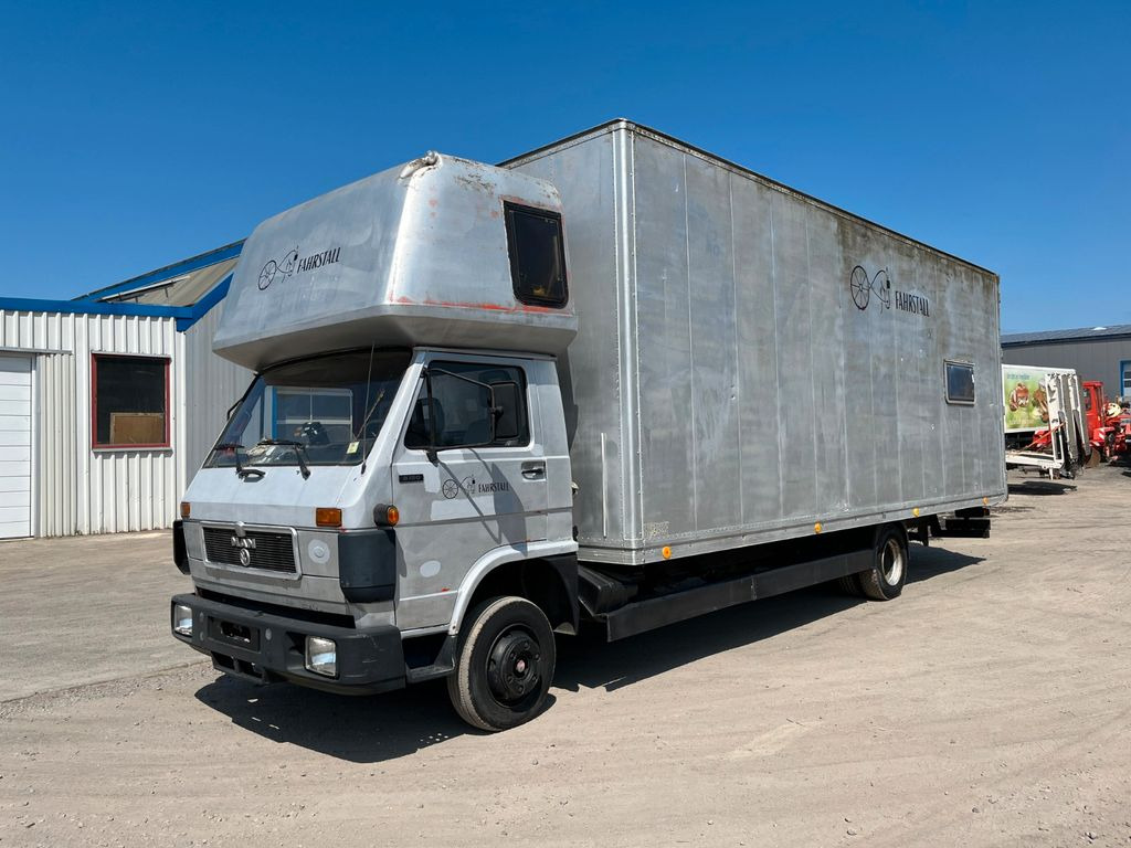 MAN VW-MAN LO2 Koffer Schlafkabine - Box van: picture 3 MAN VW-MAN LO2 Koffer Schlafkabine - Box van: picture 3