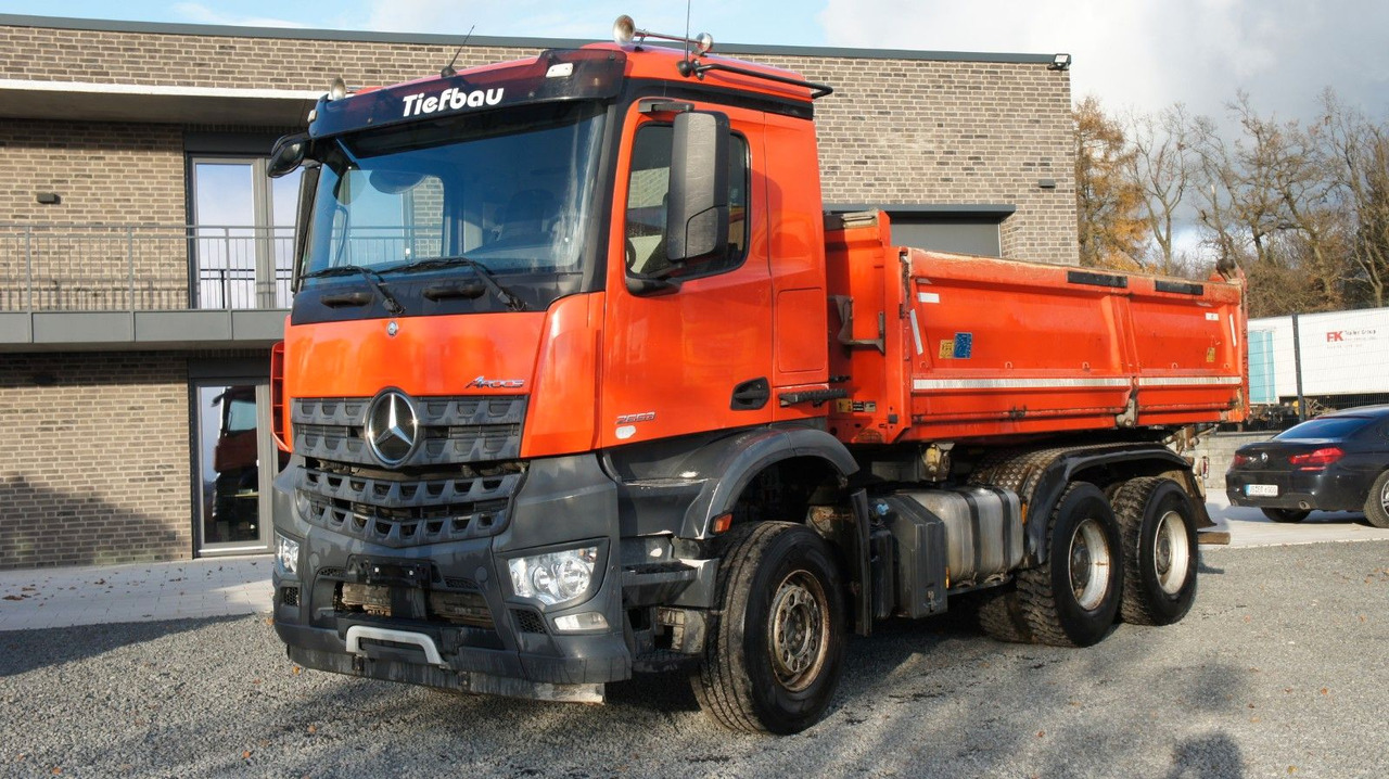 Mercedes-Benz Arocs 2653 Dreiseitenkipper Meiller Bordmatik - Tipper: picture 2 Mercedes-Benz Arocs 2653 Dreiseitenkipper Meiller Bordmatik - Tipper: picture 2