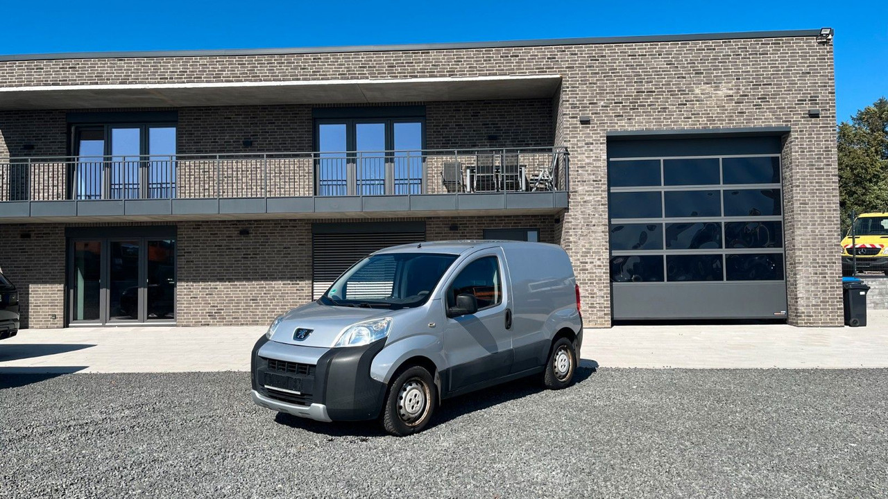 Peugeot Bipper Basis Kopfdichtungsschaden - Car: picture 1 Peugeot Bipper Basis Kopfdichtungsschaden - Car: picture 1