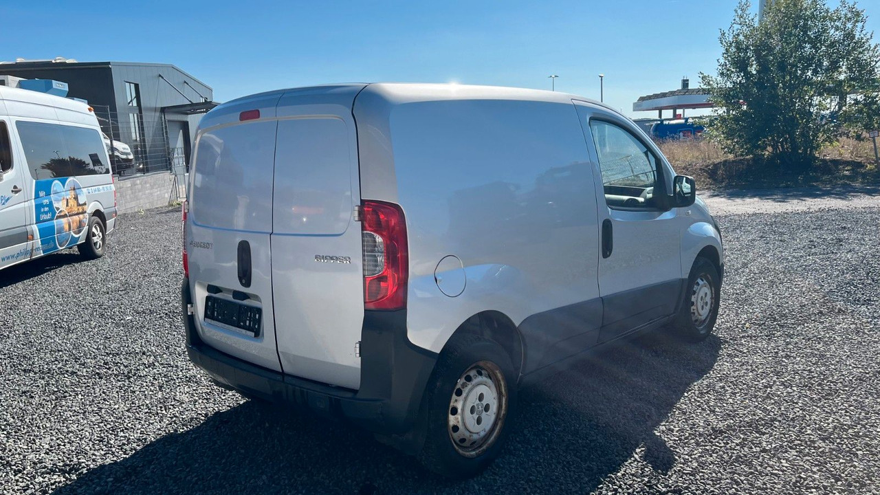 Peugeot Bipper Basis Kopfdichtungsschaden - Car: picture 4 Peugeot Bipper Basis Kopfdichtungsschaden - Car: picture 4