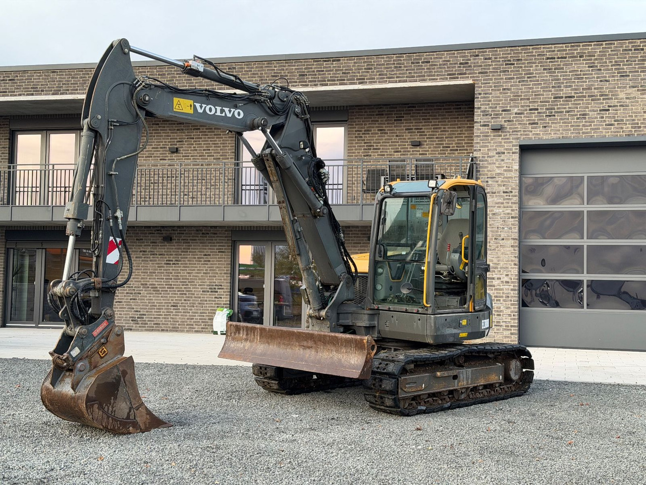 Volvo ECR 88 D Verstellauslger OQ Oilquick - Mini excavator: picture 4 Volvo ECR 88 D Verstellauslger OQ Oilquick - Mini excavator: picture 4