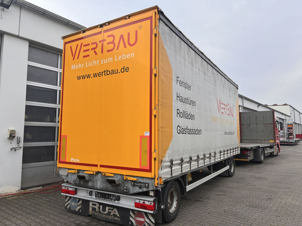 2 Achs Jumbo- Planenanhänger - Curtainsider trailer: picture 4 2 Achs Jumbo- Planenanhänger - Curtainsider trailer: picture 4