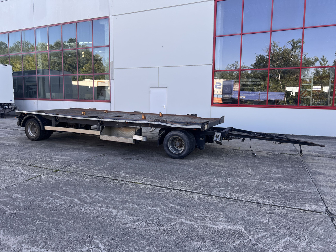 Dinkel DAC 18000 2 Achs Kombi- Anhänger für Abroll- oder Absetzmulden oder Tieflader - Container transporter/ Swap body trailer: picture 1 Dinkel DAC 18000 2 Achs Kombi- Anhänger für Abroll- oder Absetzmulden oder Tieflader - Container transporter/ Swap body trailer: picture 1