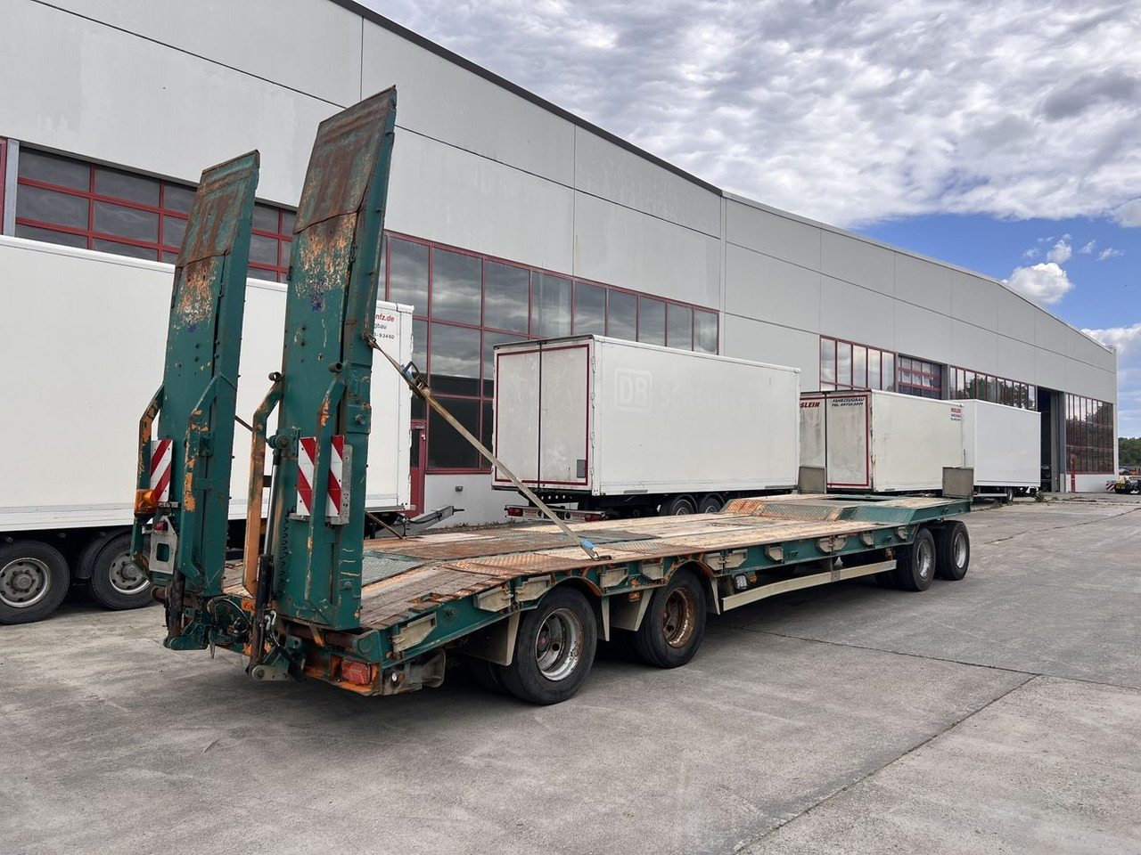 Humbaur 4 Achs Tiefladeranhänger, kein Müller Mitteltal - Low loader trailer: picture 3 Humbaur 4 Achs Tiefladeranhänger, kein Müller Mitteltal - Low loader trailer: picture 3