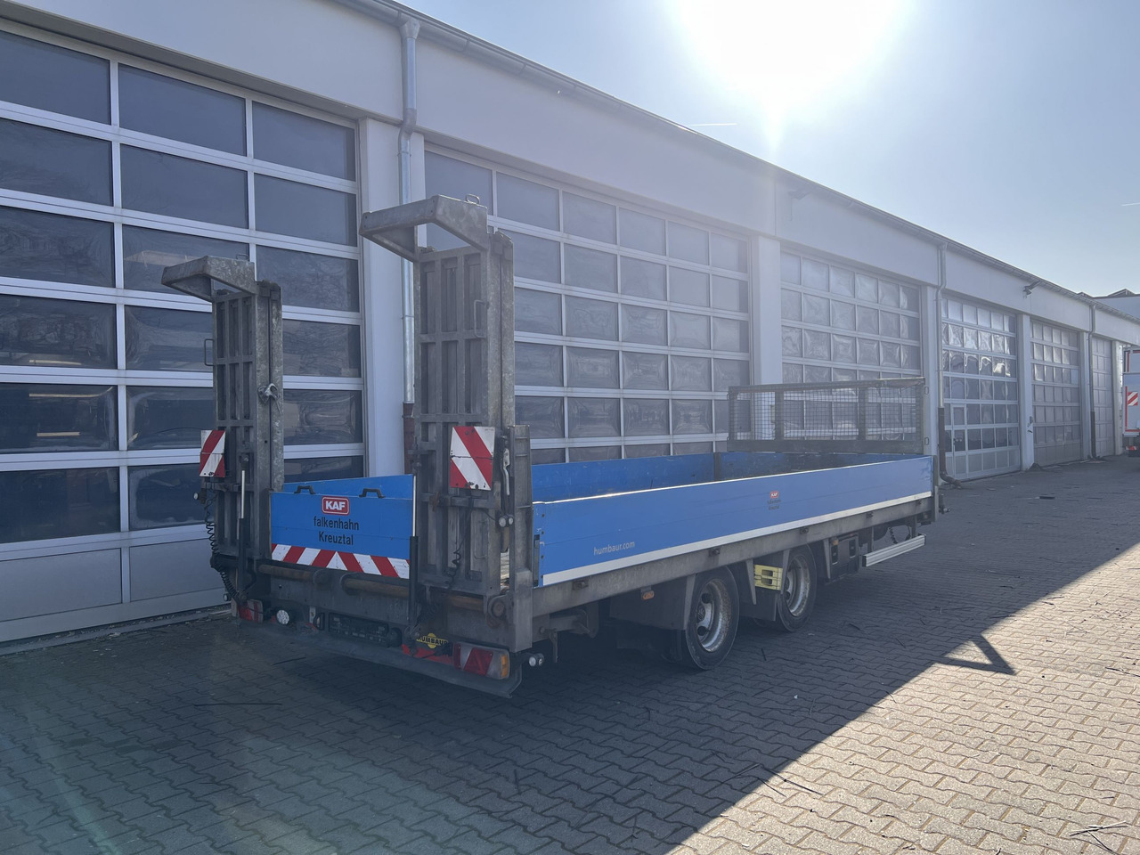Humbaur HBTZ 136224 TA-BS  13,6 t Tandemtieflader - Low loader trailer: picture 3 Humbaur HBTZ 136224 TA-BS  13,6 t Tandemtieflader - Low loader trailer: picture 3
