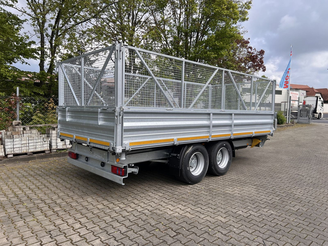 Tipper trailer Möslein  14 t Tandem- Kipper Tieflader 5,70 m lang, Brei: picture 6