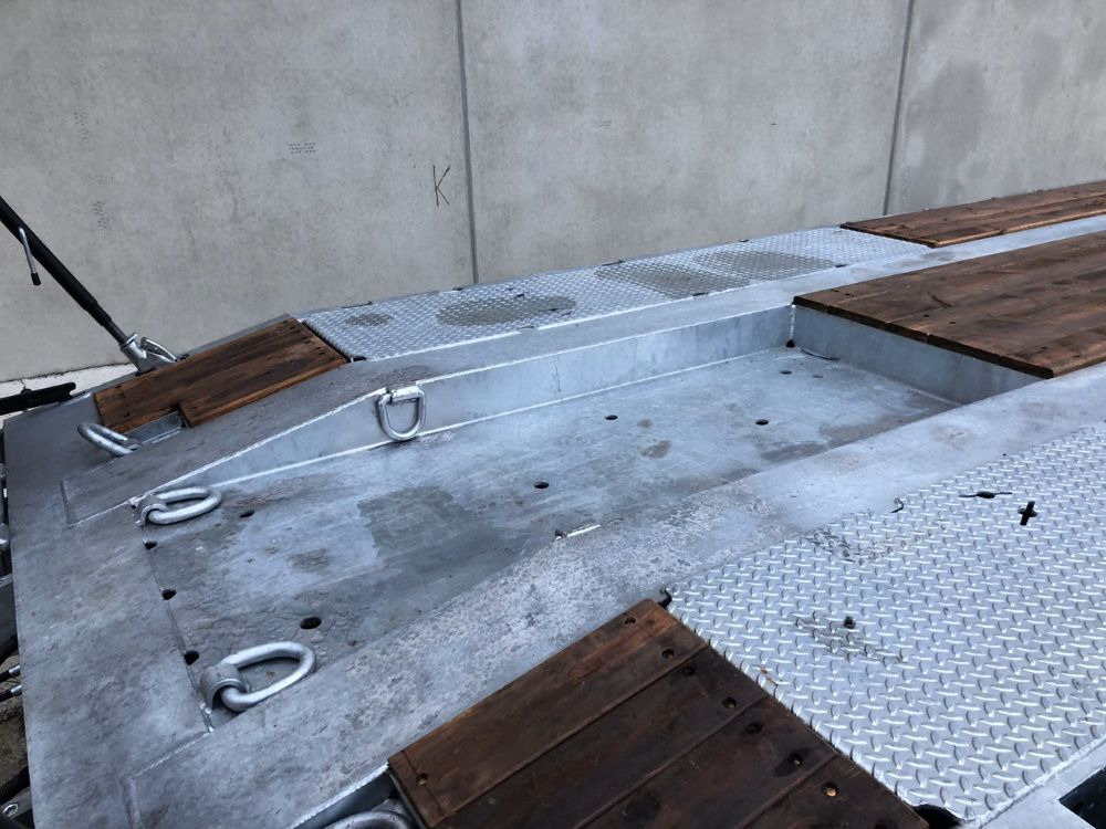 Möslein T4 VB H1 gerade neuer 4 Achs Tieflader gerade hydraulischen Rampen - Low loader trailer: picture 2 Möslein T4 VB H1 gerade neuer 4 Achs Tieflader gerade hydraulischen Rampen - Low loader trailer: picture 2