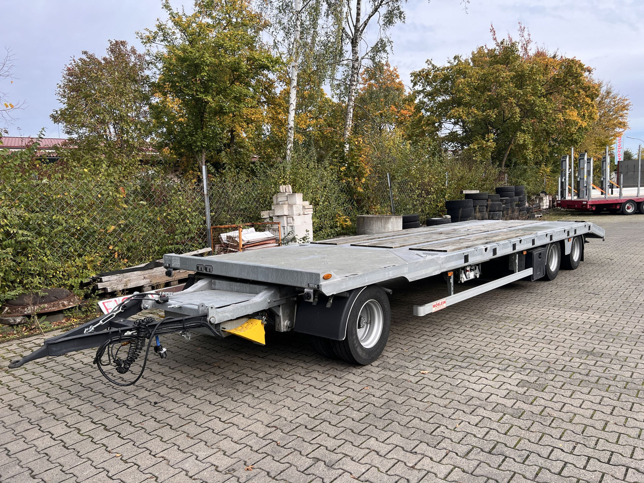 Möslein TO 3 F Schwebheim 3 Achs Tiefladeranhänger - Low loader trailer: picture 3 Möslein TO 3 F Schwebheim 3 Achs Tiefladeranhänger - Low loader trailer: picture 3