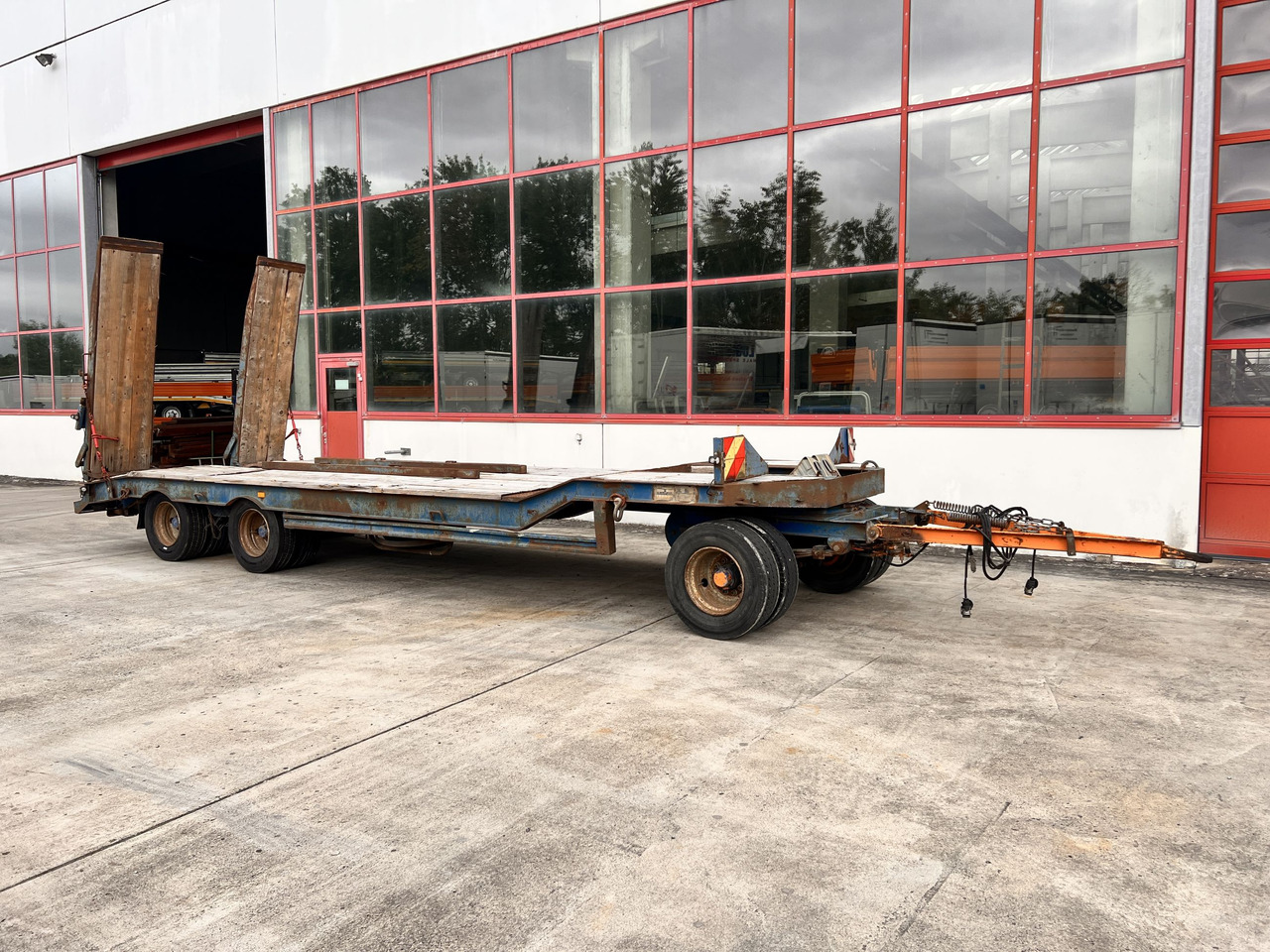 Müller Mitteltal T3 3 Achs Tieflader mit ABS - Low loader trailer: picture 5 Müller Mitteltal T3 3 Achs Tieflader mit ABS - Low loader trailer: picture 5