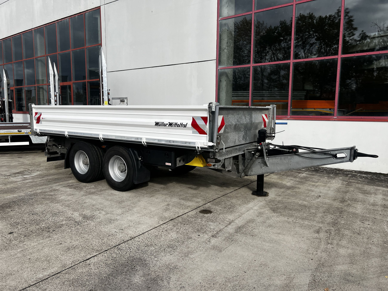Müller Mitteltal TA-2 14,4 t Tandemkipper- Tieflader Breitbereifung NEUWERTIG - Tipper trailer: picture 1 Müller Mitteltal TA-2 14,4 t Tandemkipper- Tieflader Breitbereifung NEUWERTIG - Tipper trailer: picture 1