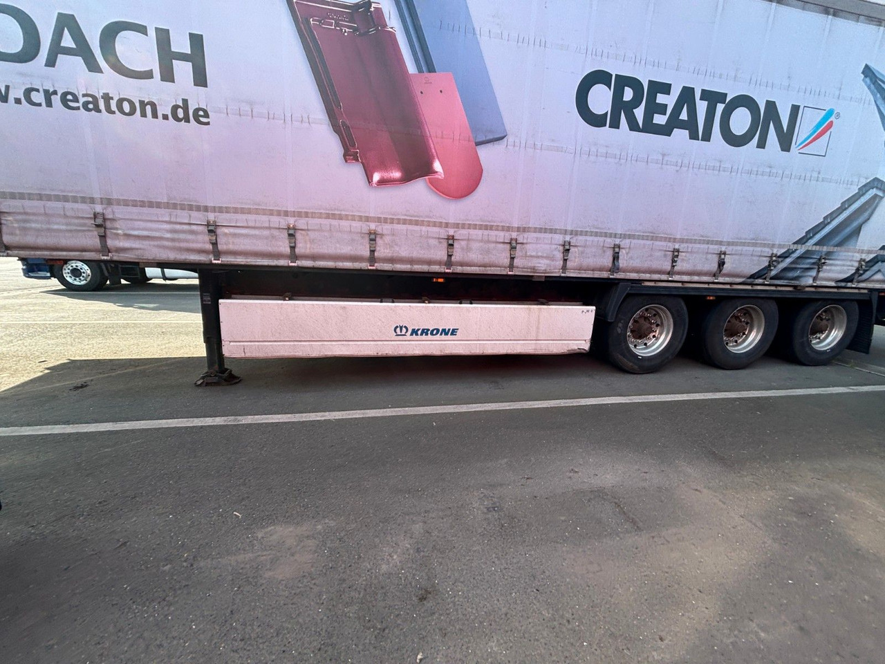 Krone SD Plane + Mitnahmestapler - Curtainsider semi-trailer: picture 4 Krone SD Plane + Mitnahmestapler - Curtainsider semi-trailer: picture 4